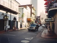 neworl2a  Bourbon Street igen! Minns väl alla tradjazzlåtar om dessa gator: