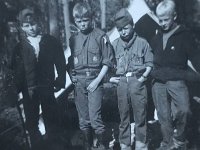 Vindalsoe1957 3  Ptr Uttern med Harald N, Peter B, Håkan, okänd – kan möjligen vara Hasse L.