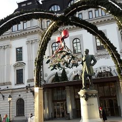 20161130 093523  Utanför Centralstationen med statyn av Nils Ericson - den svenska järnvägens grundare.