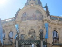 11  Folket Hus, Prags mest kända byggnad i "noveau-stil". Här förklarades Tjeckoslovaken självständigt från Österrike-Ungern 1918. Härinne åt vi resans finaste (och dyraste) middag.